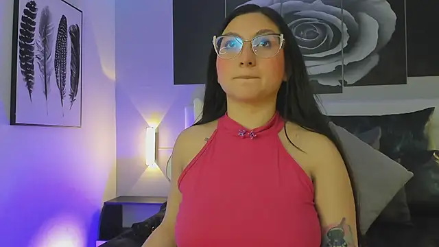 lucy neil online show from October 7, 7:00 pm