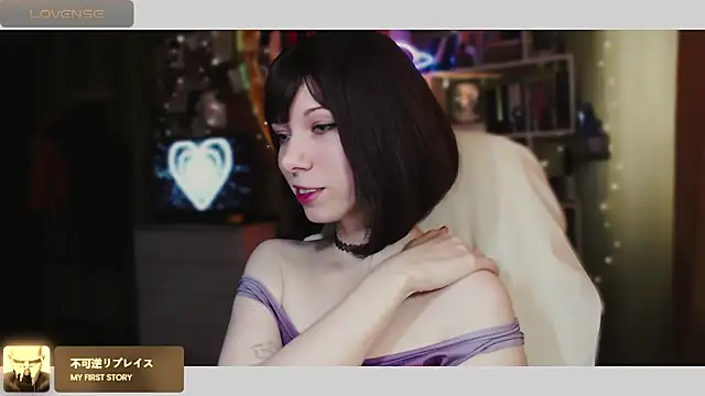 Snapshot of freya_sunny chatting on January 9, 7:10 am freya sunny online show from January 9, 7:10 am