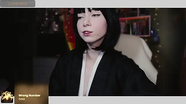 Snapshot of freya_sunny chatting on February 16, 5:26 am freya sunny online show from February 16, 5:26 am