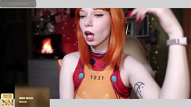 Snapshot of freya_sunny chatting on March 3, 5:20 am freya sunny online show from March 3, 5:20 am