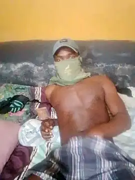 Snapshot of LULE37587001 chatting on November 11, 5:18 am LULE37587001 online show from November 11, 5:18 am