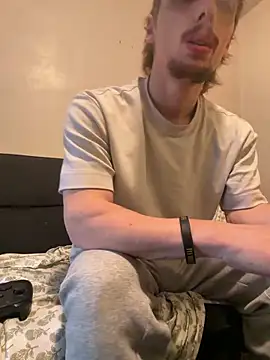 trippyski online show from May 9, 10:53 am