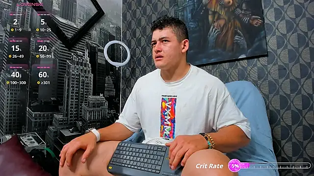 Snapshot of Leonsmoron chatting on November 14, 1:37 am Leonsmoron online show from November 14, 1:37 am