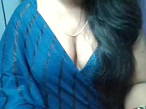 Snapshot of Roopshikha39 chatting on October 12, 5:56 pm Roopshikha39 online show from October 12, 5:56 pm