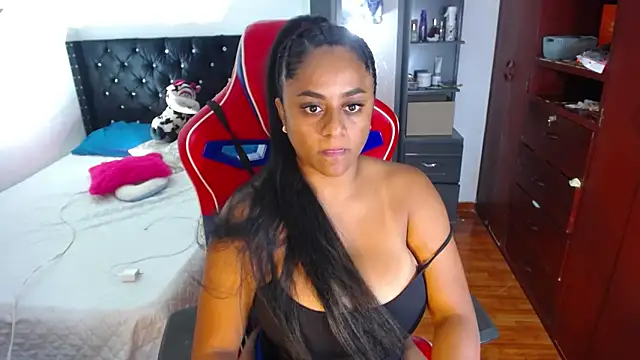 BellaKarla online show from February 10, 10:47 pm
