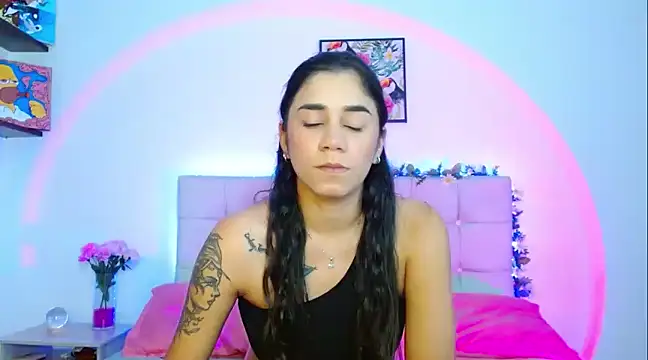 Layla Rachel online show from February 27, 12:32 am