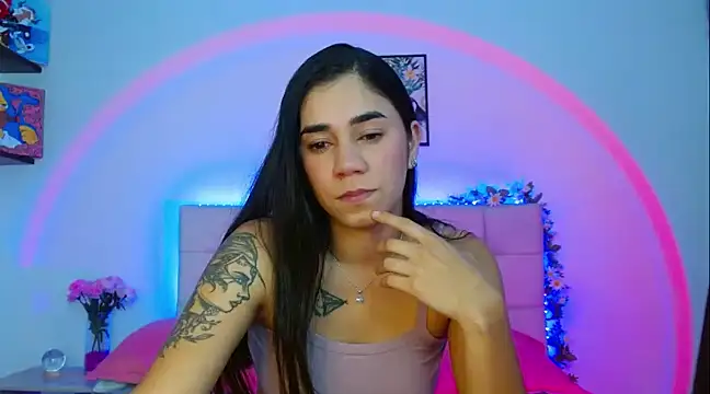 Layla Rachel online show from March 5, 1:31 am