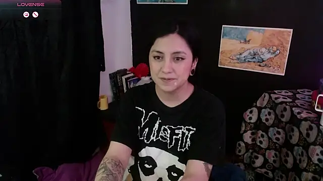 Snapshot of AbsentaVert chatting on November 27, 12:24 am AbsentaVert online show from November 27, 12:24 am