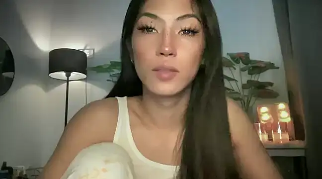 Bella Gordon online show from February 3, 5:51 am