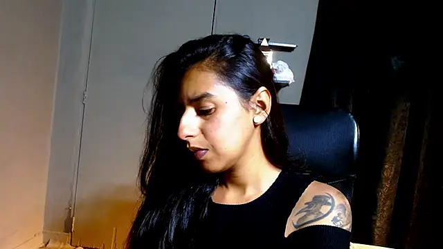 Desipleasure online show from February 5, 8:14 pm