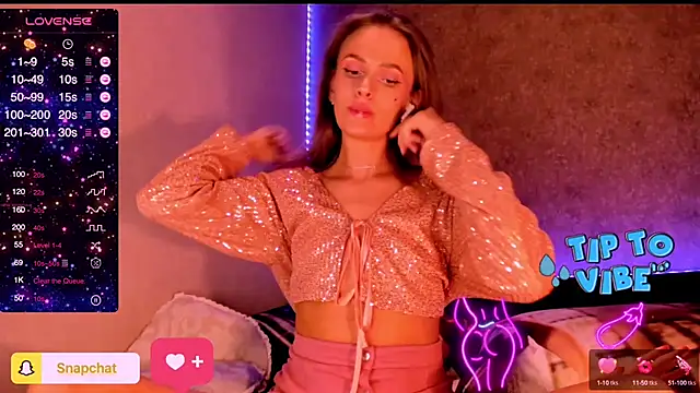 madina taher online show from December 18, 10:13 pm