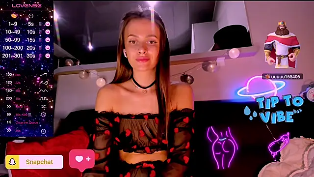 Snapshot of madina_taher chatting on February 4, 1:13 am madina taher online show from February 4, 1:13 am