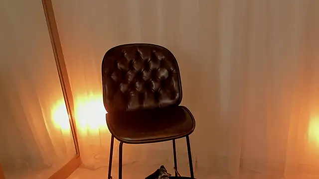 Snapshot of goddes_helena chatting on February 2, 2:27 am goddes helena online show from February 2, 2:27 am