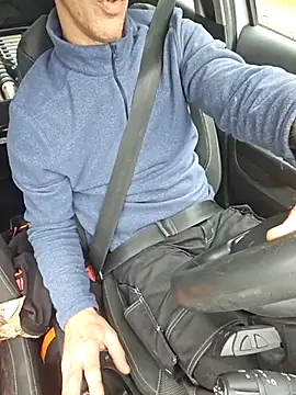 Snapshot of Xcoquinx chatting on October 20, 12:05 pm Xcoquinx online show from October 20, 12:05 pm