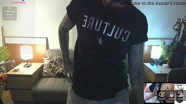 kaiser679  online show from March 10, 9:20 pm