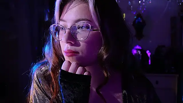 Snapshot of Scarlett_Wanner chatting on March 31, 7:58 pm Scarlett Wanner online show from March 31, 7:58 pm