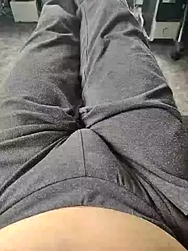 kiam471 online show from February 24, 1:42 pm