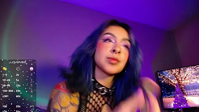 Cinamoonn online show from January 5, 11:12 pm