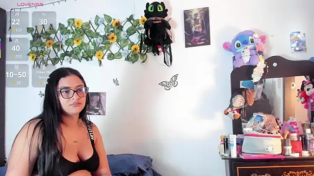 Snapshot of mensia_hernandz chatting on June 26, 1:04 pm mensia hernandz online show from June 26, 1:04 pm