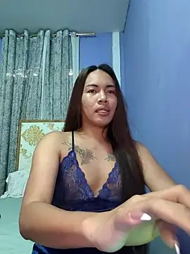 Snapshot of lady_kim_boner chatting on May 18, 8:31 am lady kim boner online show from May 18, 8:31 am