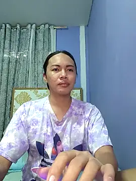 Snapshot of lady_kim_boner chatting on May 23, 12:38 am lady kim boner online show from May 23, 12:38 am