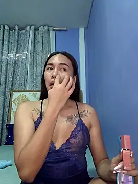 Snapshot of lady_kim_boner chatting on May 25, 5:46 am lady kim boner online show from May 25, 5:46 am