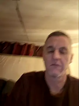 Wanking Wiggiler online show from December 2, 6:09 am