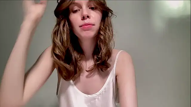 Snapshot of Nikki_Mimimi chatting on December 4, 10:13 am Nikki Mimimi online show from December 4, 10:13 am