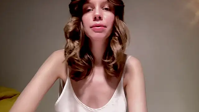 Snapshot of Nikki_Mimimi chatting on December 7, 10:12 am Nikki Mimimi online show from December 7, 10:12 am