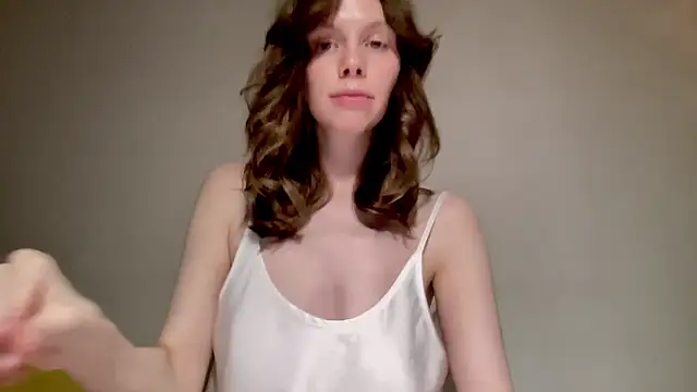 Snapshot of Nikki_Mimimi chatting on December 7, 1:18 pm Nikki Mimimi online show from December 7, 1:18 pm