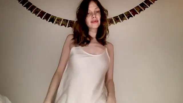 Snapshot of Nikki_Mimimi chatting on December 25, 1:09 pm Nikki Mimimi online show from December 25, 1:09 pm