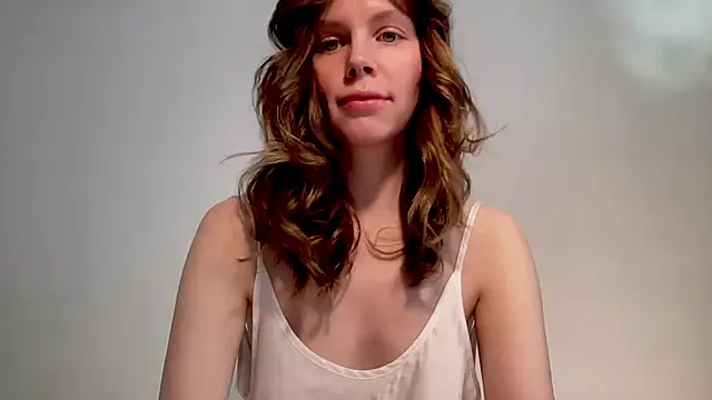 Snapshot of Nikki_Mimimi chatting on February 19, 10:12 am Nikki Mimimi online show from February 19, 10:12 am