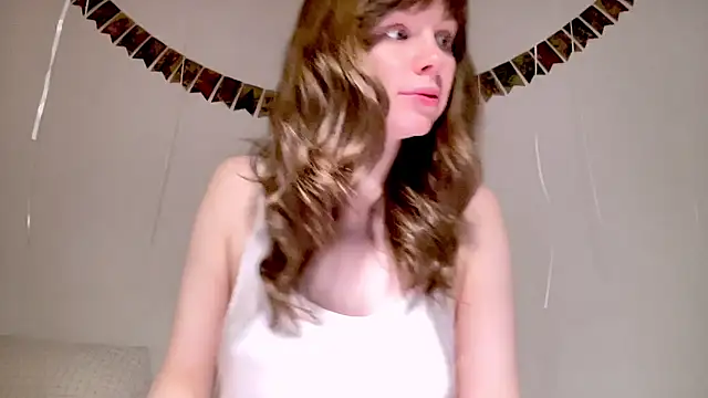 Snapshot of Nikki_Mimimi chatting on December 3, 10:02 am Nikki Mimimi online show from December 3, 10:02 am