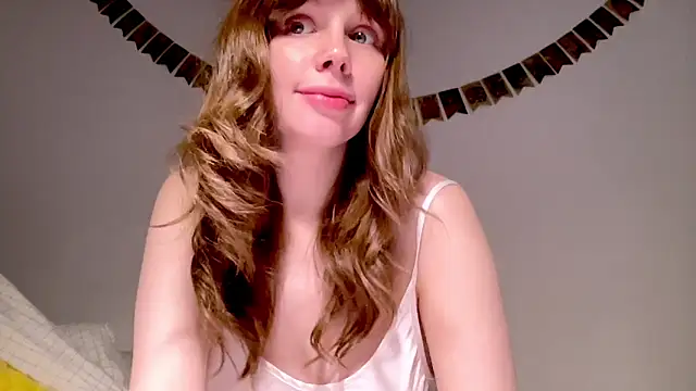 Snapshot of Nikki_Mimimi chatting on December 18, 10:10 am Nikki Mimimi online show from December 18, 10:10 am