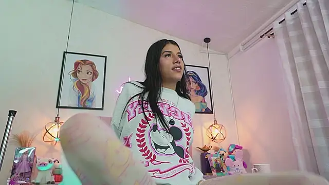 dani parker  online show from May 6, 4:34 pm