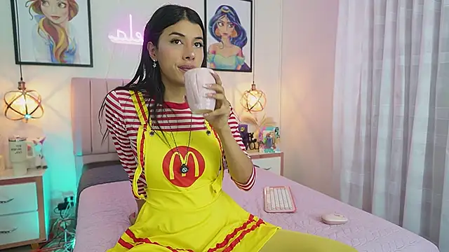 dani parker  online show from May 29, 4:27 pm
