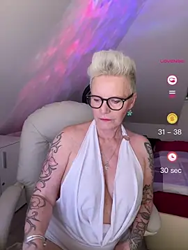 Snapshot of German_Milf chatting on May 30, 12:46 pm German Milf online show from May 30, 12:46 pm