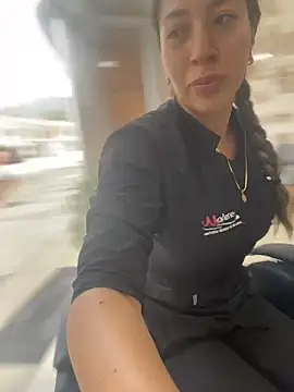 Snapshot of daniela_henao chatting on March 11, 5:41 pm daniela henao online show from March 11, 5:41 pm