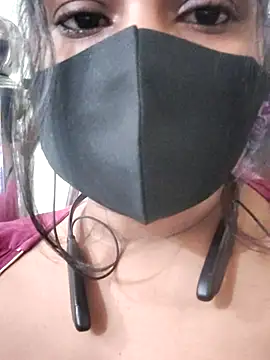 Shristiprakash0 online show from October 24, 4:47 pm