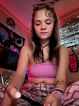 Cutiepiespanks online show from December 2, 1:17 pm