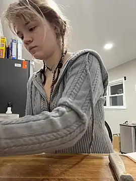 Cutiepiespanks online show from February 15, 12:51 am