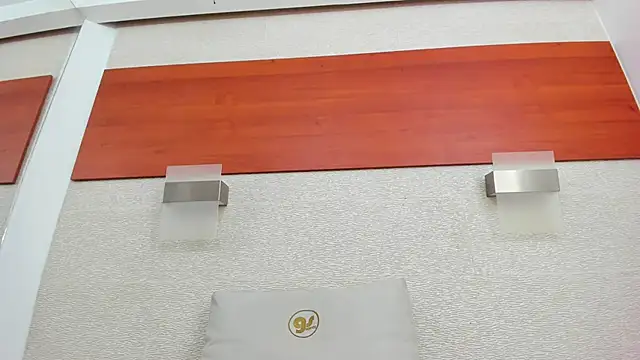 Snapshot of allice_green chatting on November 27, 2:02 am allice green online show from November 27, 2:02 am