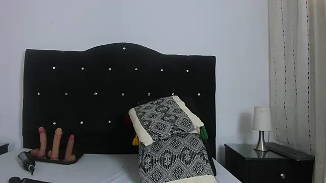 Keira Lennox online show from November 13, 11:31 am