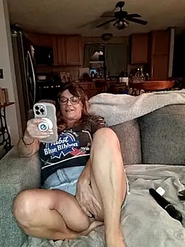 Snapshot of cowgirlc chatting on March 19, 3:30 am cowgirlc online show from March 19, 3:30 am