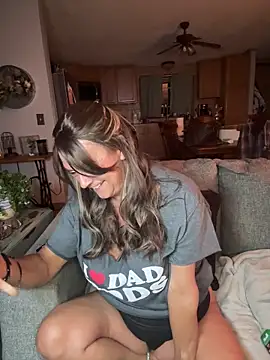 Snapshot of cowgirlc chatting on September 10, 2:22 am cowgirlc online show from September 10, 2:22 am