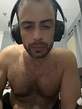 Snapshot of JayJayRod chatting on December 2, 5:57 am JayJayRod online show from December 2, 5:57 am