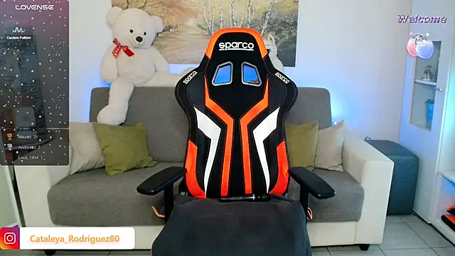 Snapshot of Cataleya80 chatting on February 22, 7:36 pm Cataleya80 online show from February 22, 7:36 pm