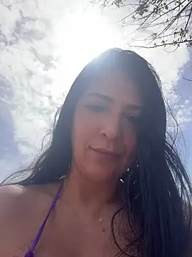 Snapshot of Cataleya80 chatting on May 6, 9:36 am Cataleya80 online show from May 6, 9:36 am