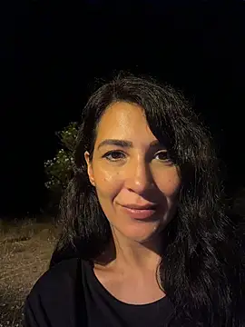 Snapshot of Cataleya80 chatting on July 22, 9:17 pm Cataleya80 online show from July 22, 9:17 pm