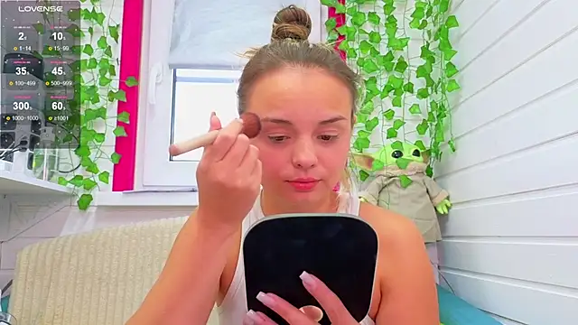 Snapshot of Misss_Vikk chatting on September 26, 6:39 am Misss Vikk online show from September 26, 6:39 am